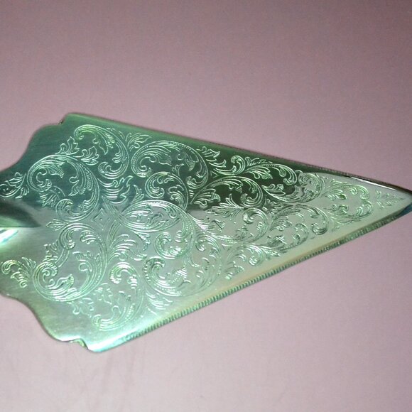 Vintage Raimond Cake/Pie Server Silverplate Decorative Dining Special Occassions - Picture 4 of 6